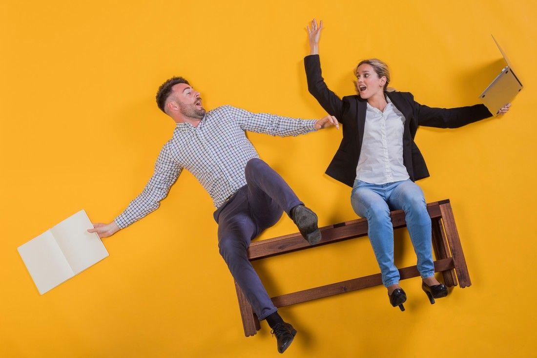 couple-floating-bench.jpg