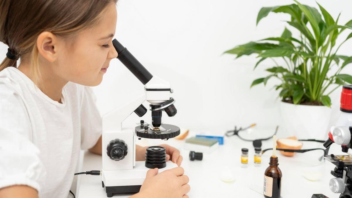 girl-looking-into-microscope.jpg