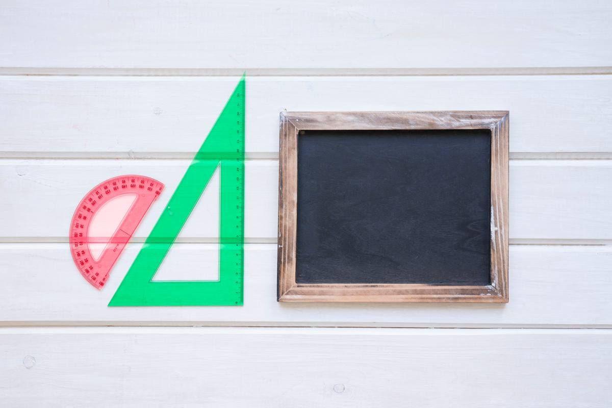 back-school-composition-with-slate-set-square_tn_tn.jpg